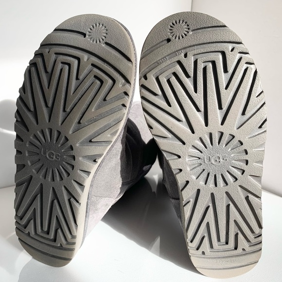 UGG Leather Boots - Picture 14 of 16